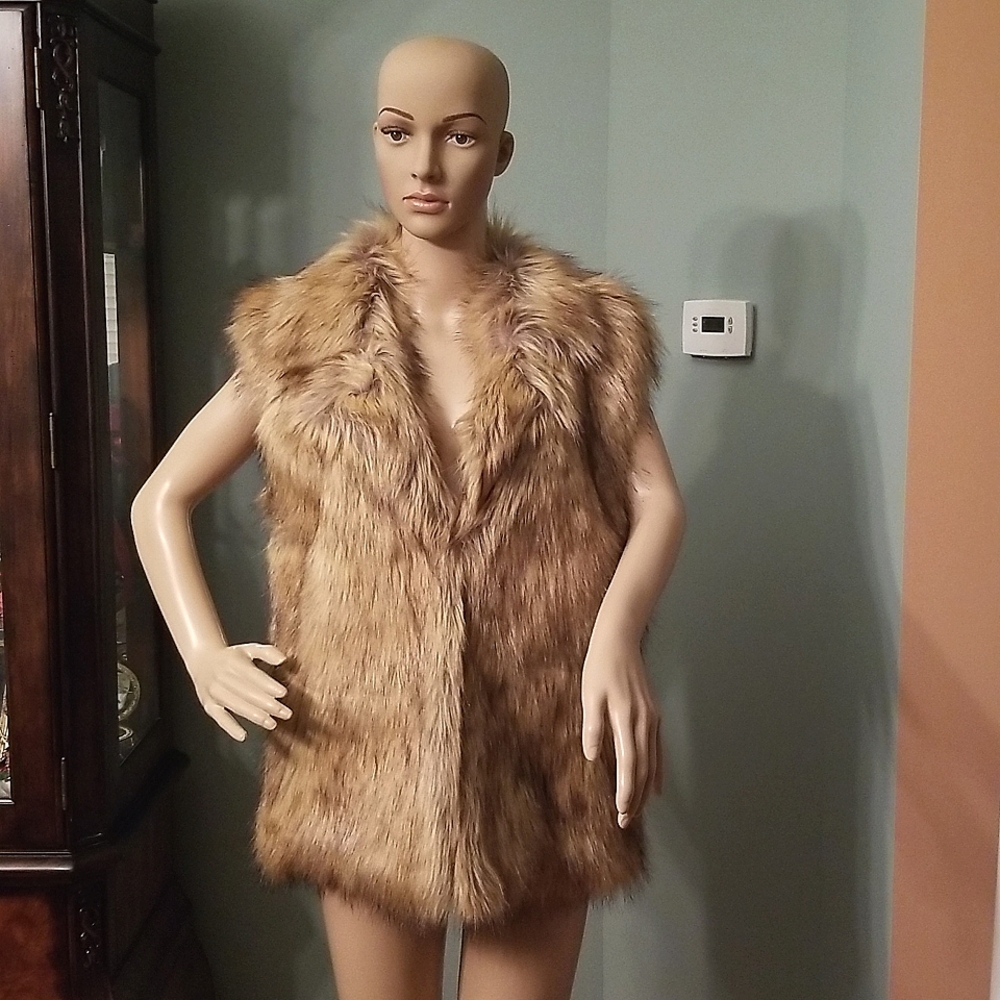 INC Faux Fur Natural Color Vest Size M/L